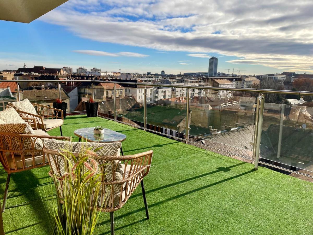 Downtown Penthouse Budapest Exteriör bild